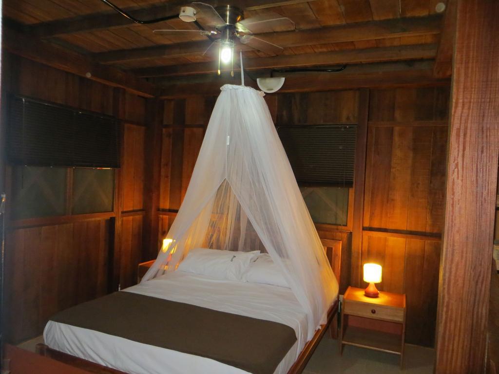 Hotel Utueane Leticia Dış mekan fotoğraf
